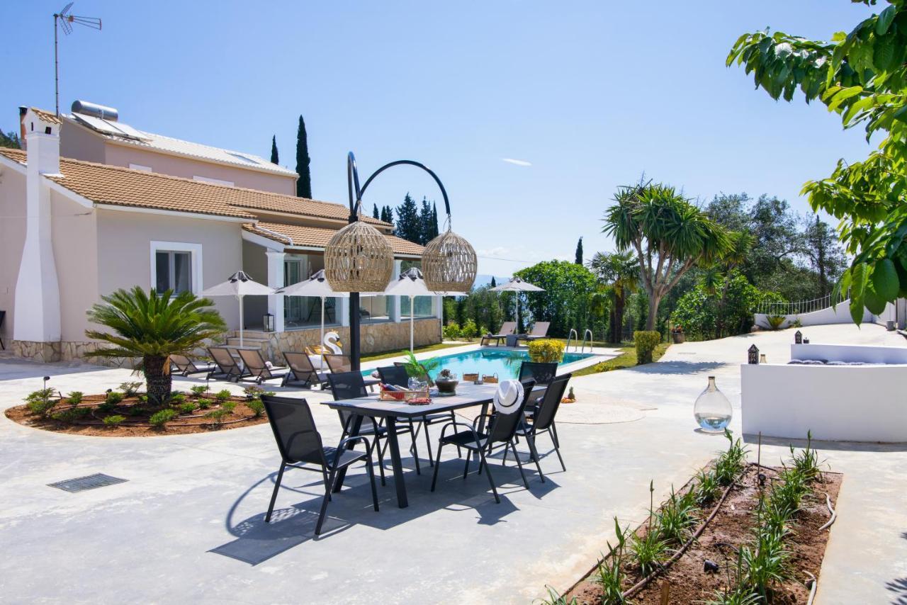 Grande Terra Villas With Swimming Pool Spartylas Extérieur photo